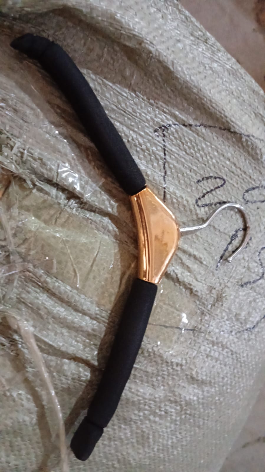 Solid Sponge Hanger Non-Slip Hanger Home No Trace Clothes Hanging Pants Clip Clothing Store Hangers, Clothes Hanger for Closet Wedding Dress Women, Men, Children Clothing (1 Pc / Mix Color) Solid Sponge Hanger Non-Slip Hanger Home No Trace Clothes Hanging Pants Clip Clothing Store Hangers, Clothes Hanger for Closet Wedding Dress Women, Men, Children Clothing (1 Pc / Mix Color)